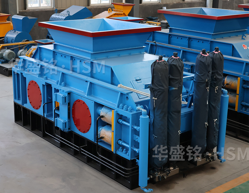 大型砂石廠用的對(duì)輥制砂機(jī)多少錢(qián)？