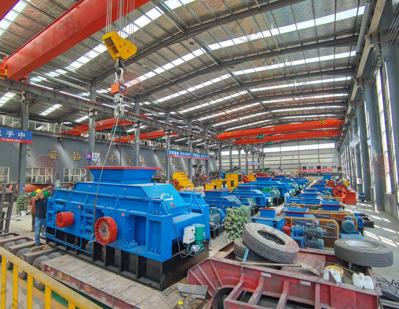 河南時產200噸對輥制砂機多少錢一臺？