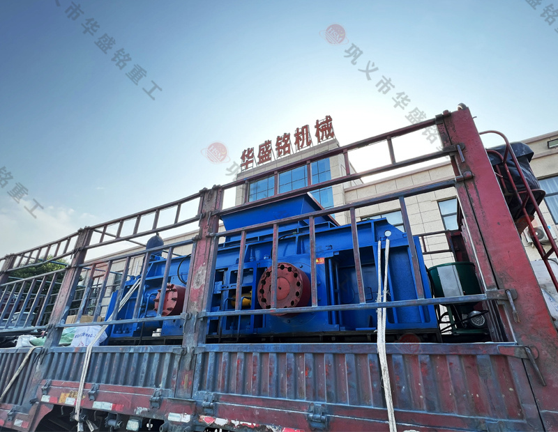 液壓對輥制砂機(jī) 液壓對輥制砂機(jī)